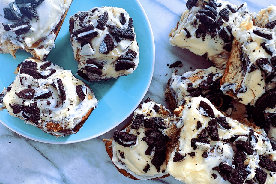 PHILADELPHIA OREO ROLLS